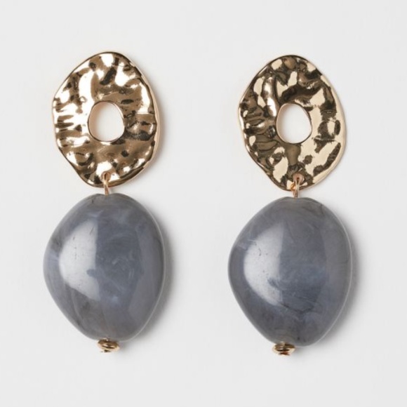 H&M Long Dangle Gray Stone Gold Hammered Statement Earrings - Picture 1 of 2